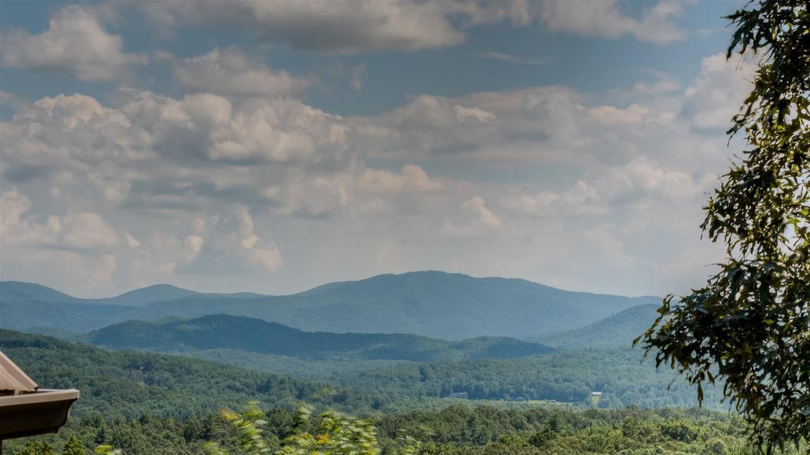 Pinecrest Lodge - Views In Aska Adventure Area Blue Ridge Exterior photo